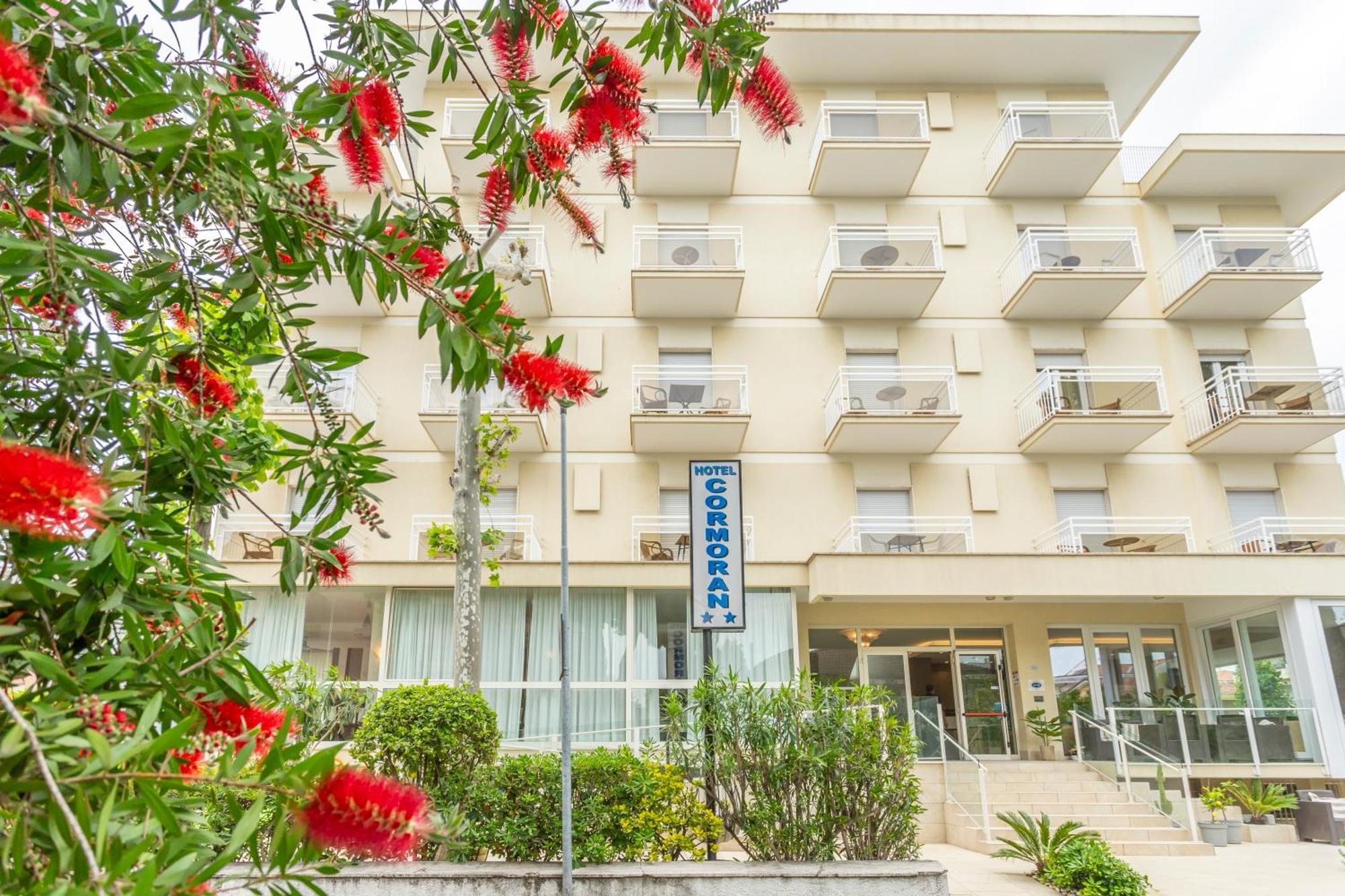 Hotel Cormoran Riccione Exterior photo
