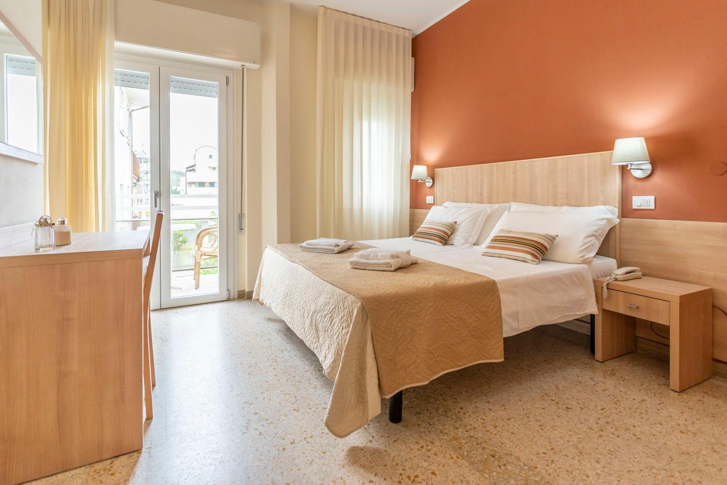 Hotel Cormoran Riccione Exterior photo
