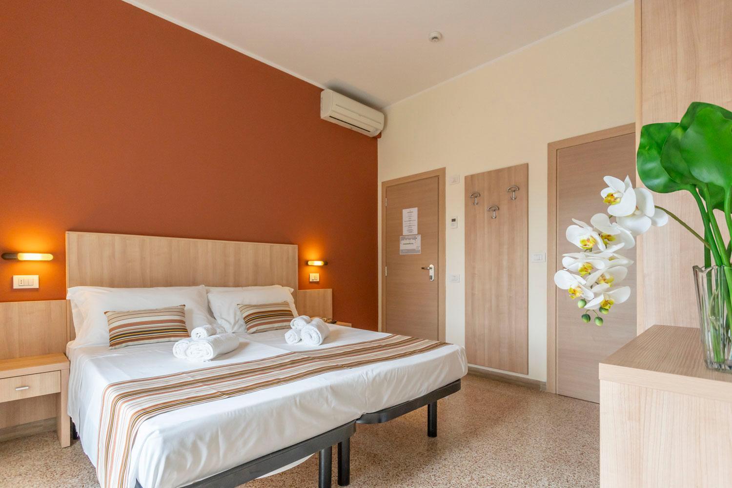 Hotel Cormoran Riccione Exterior photo