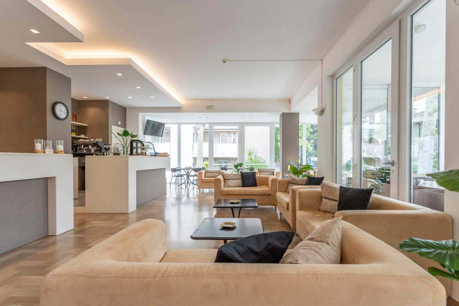 Hotel Cormoran Riccione Exterior photo